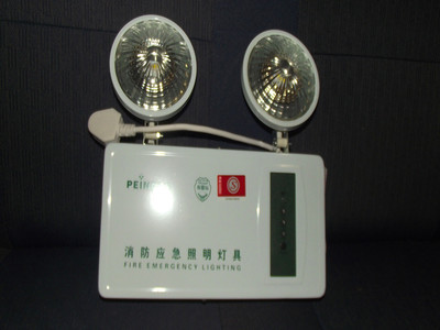 新国标认证 带故障报警功能的LED双头消防应急灯——安全与节能的完美融合